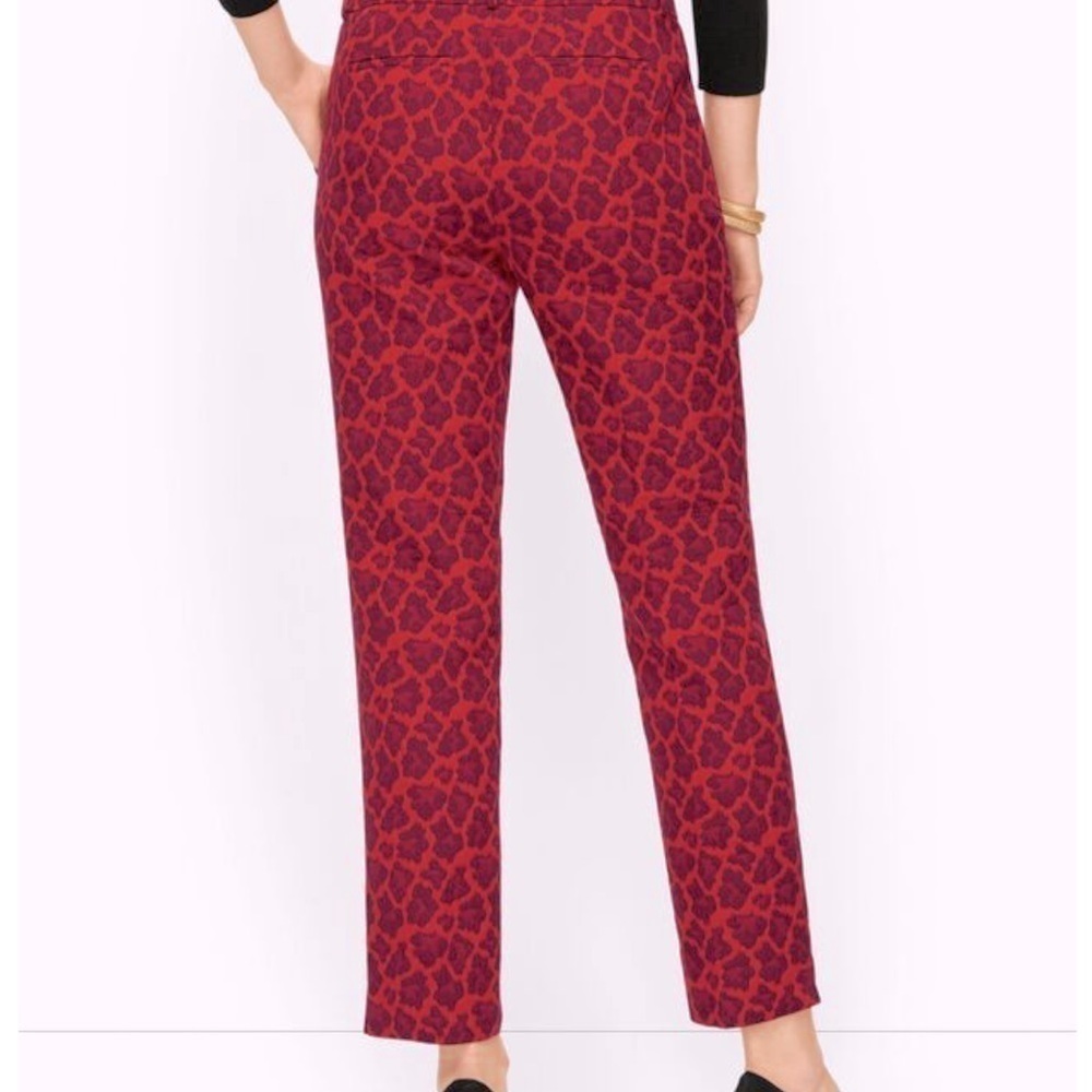 Good used condition Talbots leopard print pant. Sz 2p